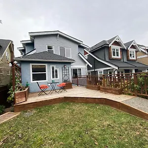 Cozy Dunbar 3 Beds W/ Views , Vancouver Kanada